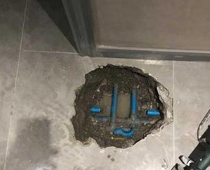 江陵阳台漏水维修公司分享下暖气管道漏水的原因有哪些